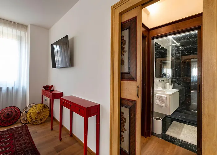 Italianflat 公寓 *